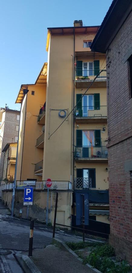 Vicino Di Centro E Universita Stanza Con Balcone Perugia Eksteriør billede